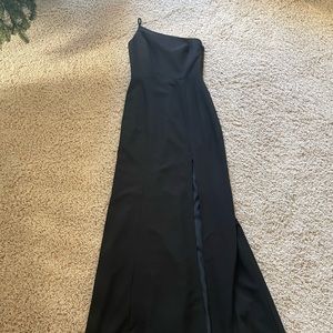 AMSALE Zuri Black Size 2 One Shoulder Strap Dress